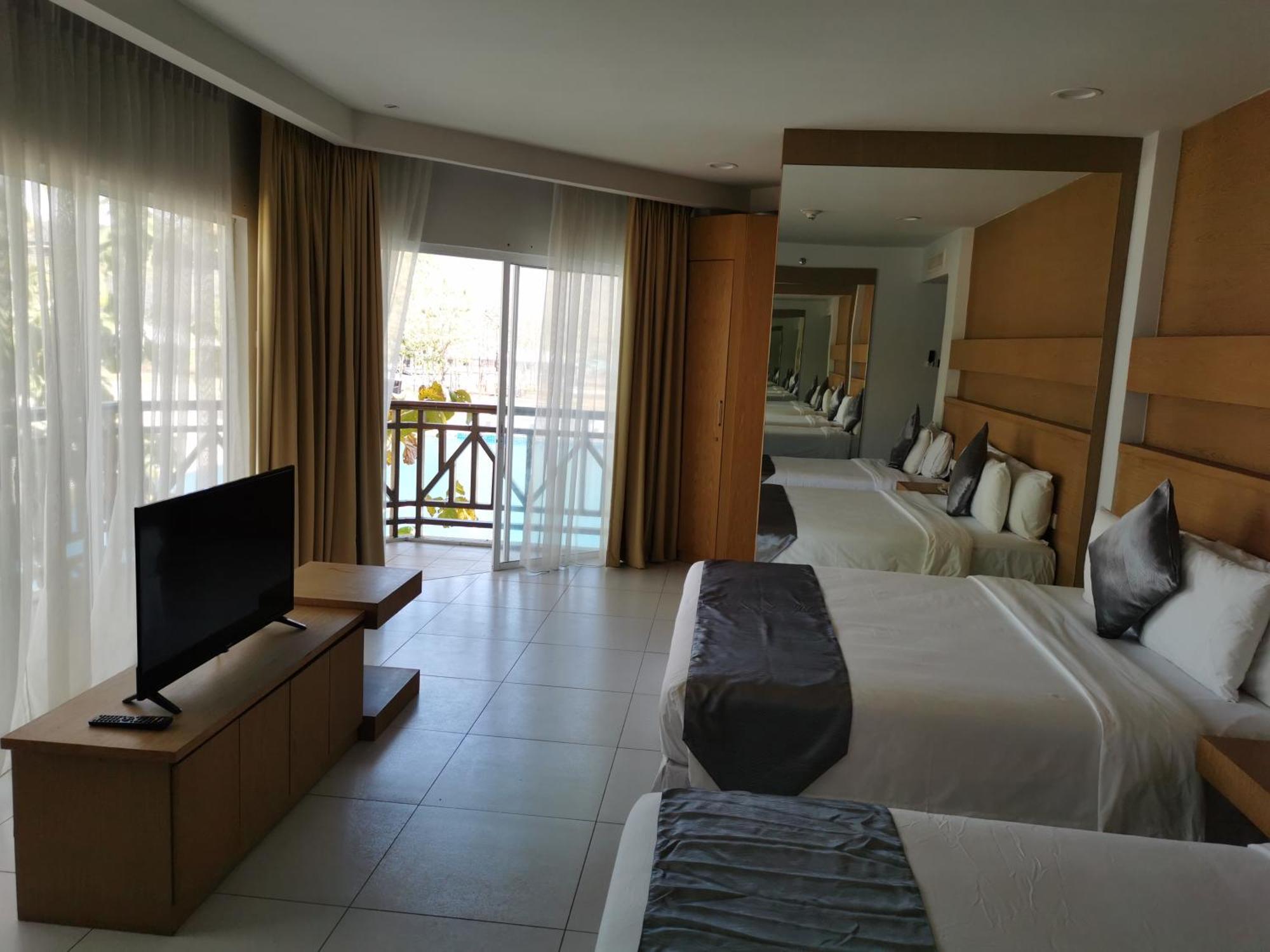 Century Langkasuka Resort Langkawi Pantai Cenang  Εξωτερικό φωτογραφία