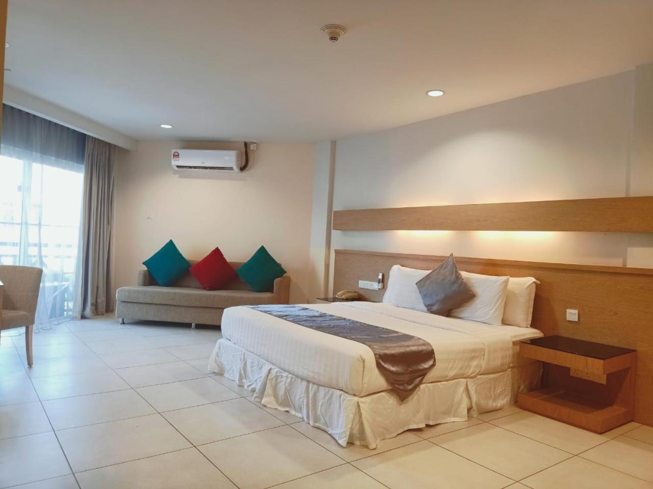 Century Langkasuka Resort Langkawi Pantai Cenang  Εξωτερικό φωτογραφία