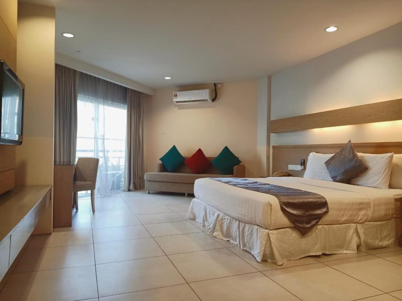Century Langkasuka Resort Langkawi Pantai Cenang  Εξωτερικό φωτογραφία