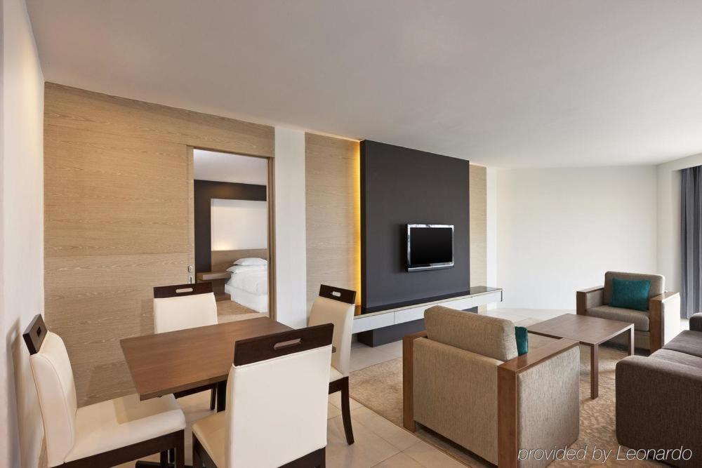Century Langkasuka Resort Langkawi Pantai Cenang  Εξωτερικό φωτογραφία